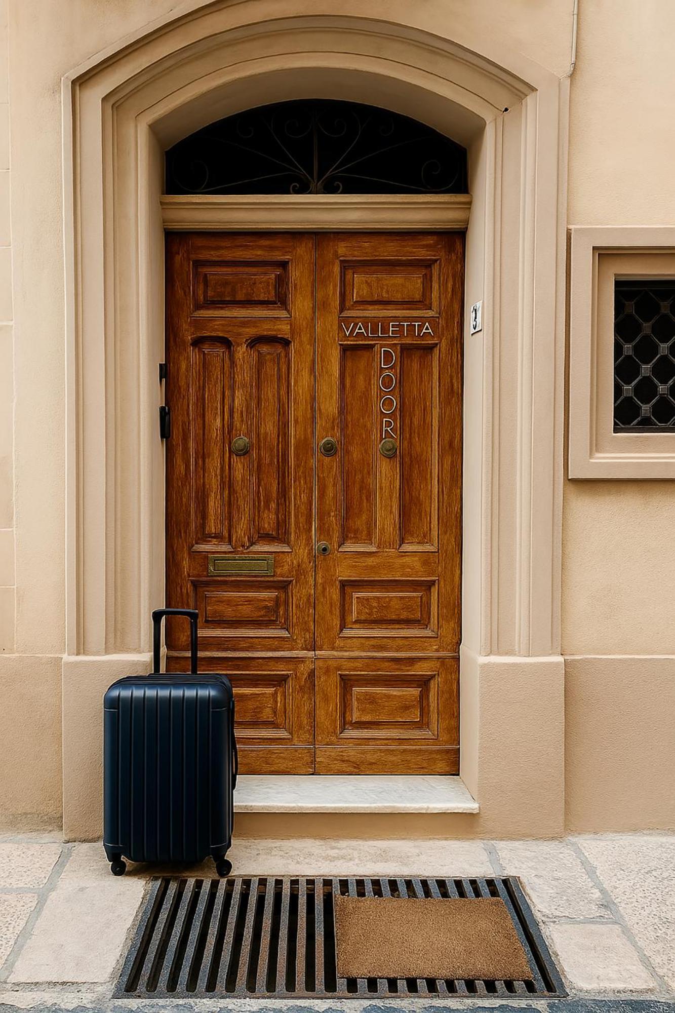 Valletta Door Флориана Экстерьер фото